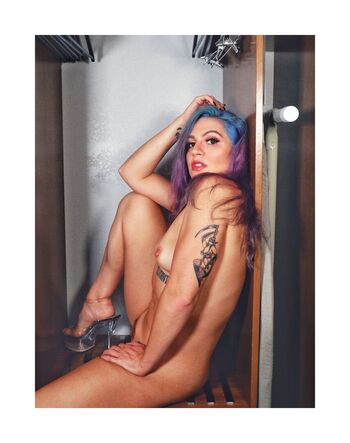 Full leaked Vintage private photo