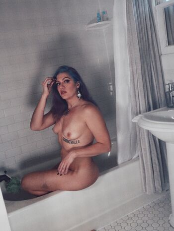 Full leaked Vintage private photo
