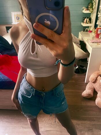 Full leaked Vinted private photo