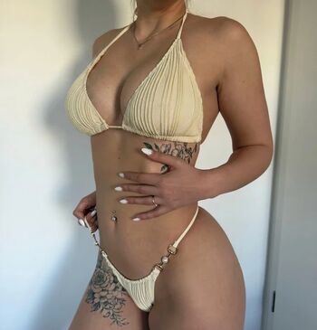 Full leaked Vinted private photo