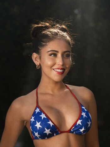 Violet Summers
