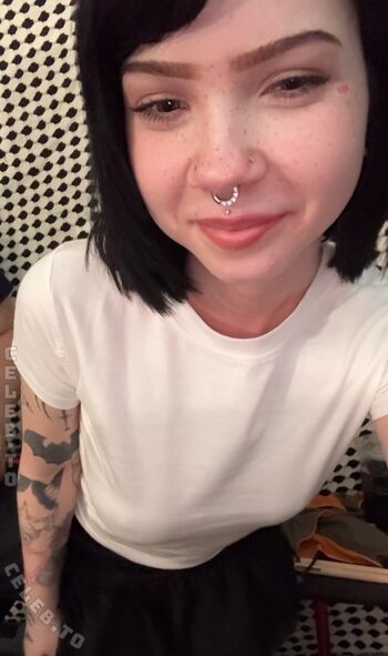Full leaked Violetaddams private photo