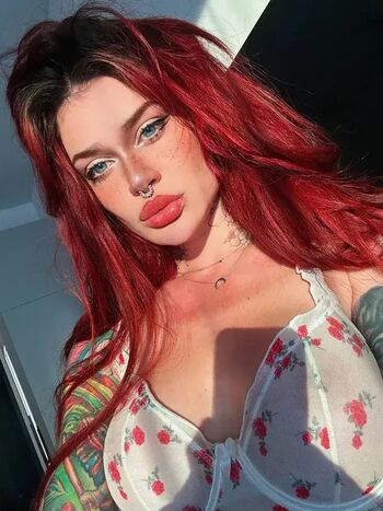 Full leaked Virtual lady private photo