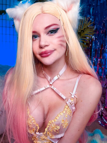 Full leaked Virtual lady private photo