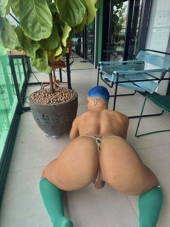Full leaked Vitor tadeu private photo