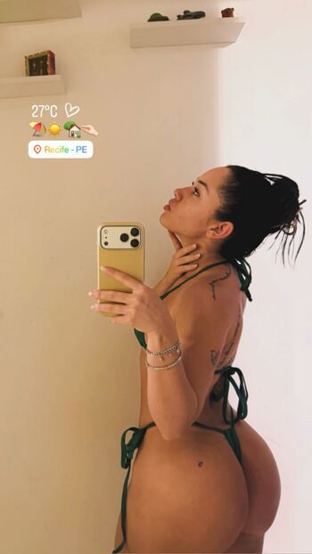 Full leaked Vitoria kelly private photo