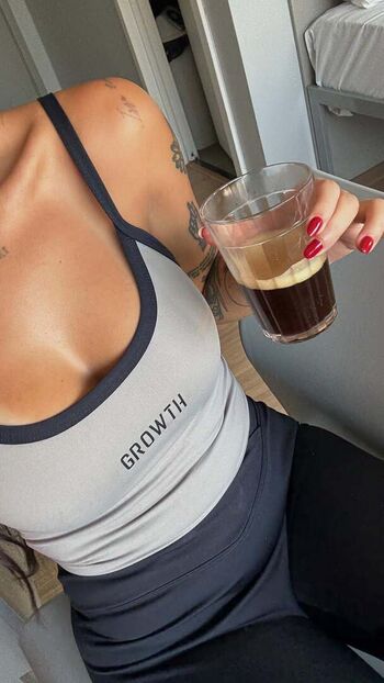 Full leaked Vitoria marcilio private photo