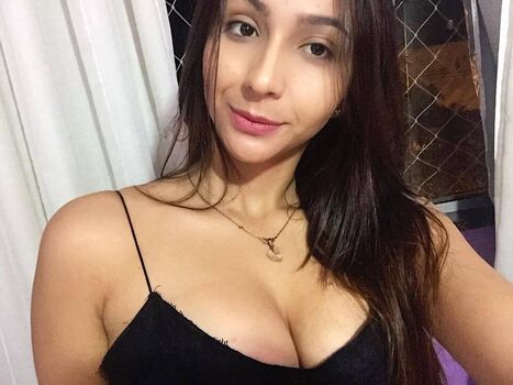 Full leaked Vitria oliveira private photo