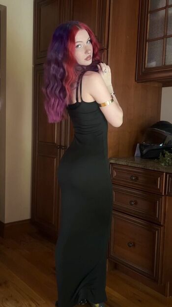 Full leaked Vivieli private photo