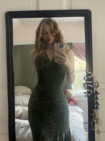 Full leaked Vivieli private photo