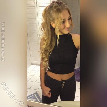 Full leaked Viviengo private photo