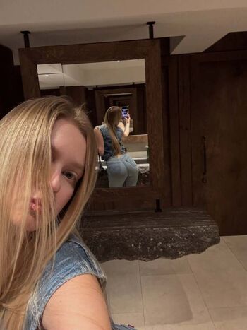 Full leaked Vladababy page private photo