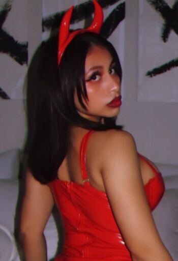 Full leaked Vogue bivi private photo