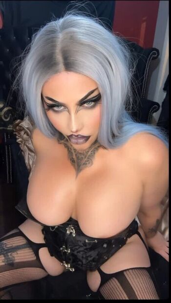 Full leaked Vonjaxx private photo