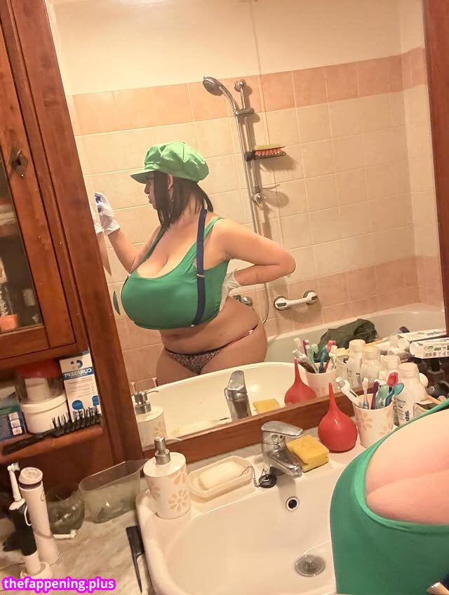 Mxmmytina / Vvalentinabonetalli Naken OnlyFans Foto #197