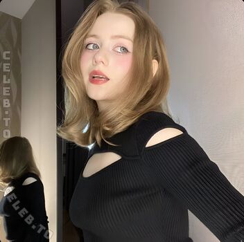 Full leaked Vwemor private photo