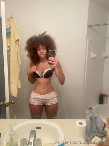 Full leaked Vxmpisariel private photo