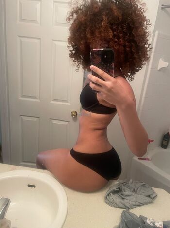 Full leaked Vxmpisariel private photo