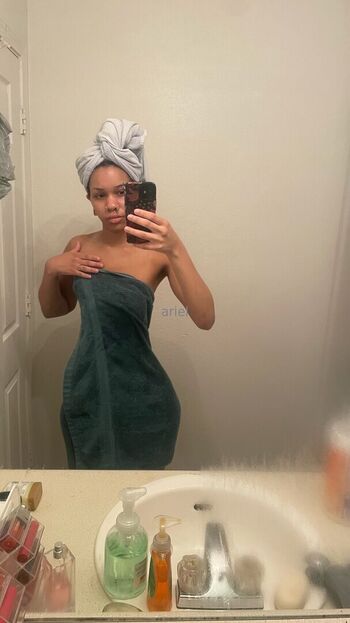 Full leaked Vxmpisariel private photo