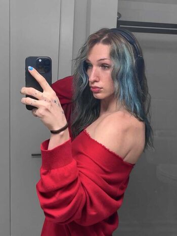 Full leaked Vylyria page private photo