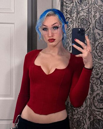 Full leaked Vylyria private photo