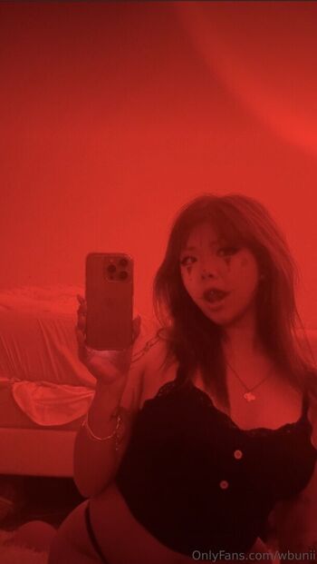 Full leaked W mochii private photo
