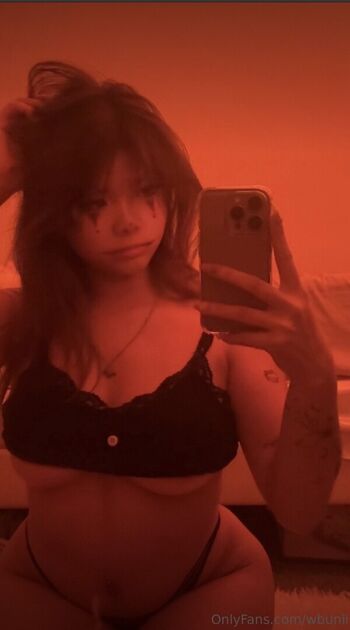 Full leaked W mochii private photo