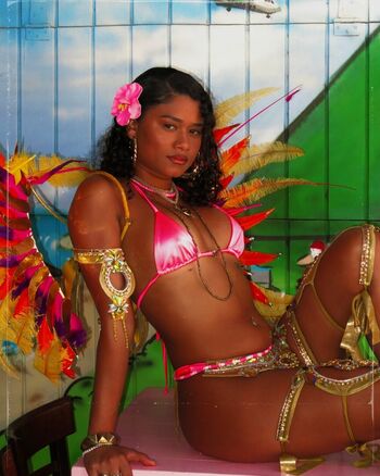 Full leaked Wahyne page private photo