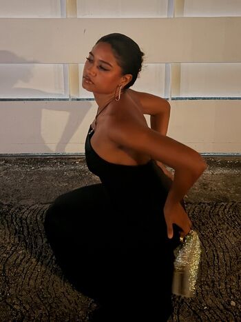 Full leaked Wahyne private photo