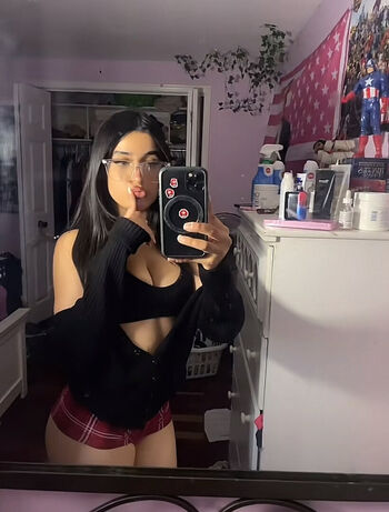 Full leaked Wajeeha khan private photo