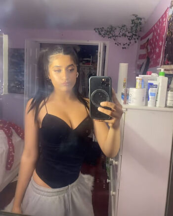 Full leaked Wajeeha khan private photo