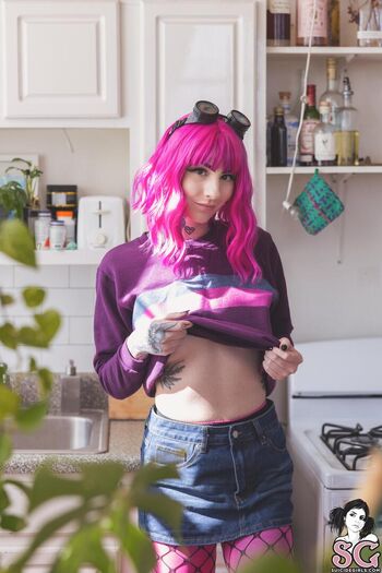 Full leaked Walkingwoounded private photo