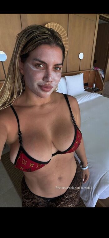 Full leaked Wanda nara page private photo