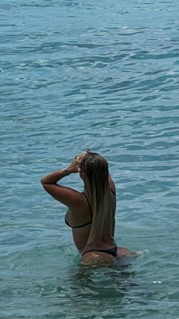 Full leaked Wanda nara page private photo