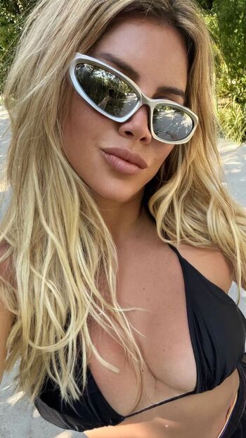Full leaked Wanda nara page private photo