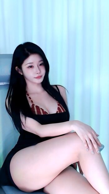 Full leaked Wannabe private photo