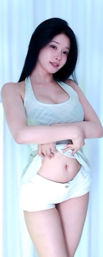 Full leaked Wannabe private photo