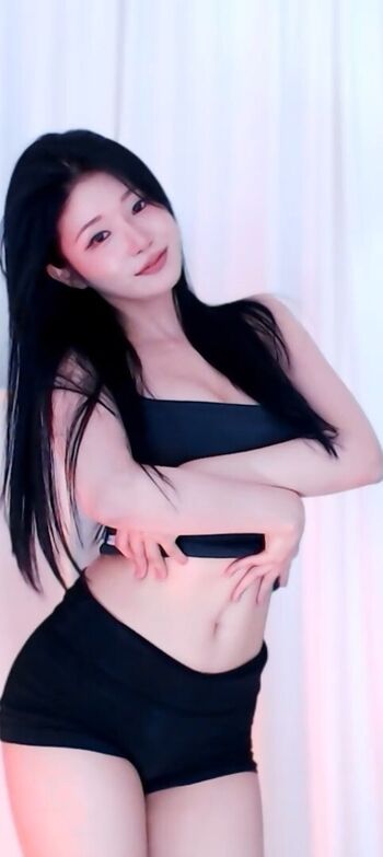 Full leaked Wannabe private photo