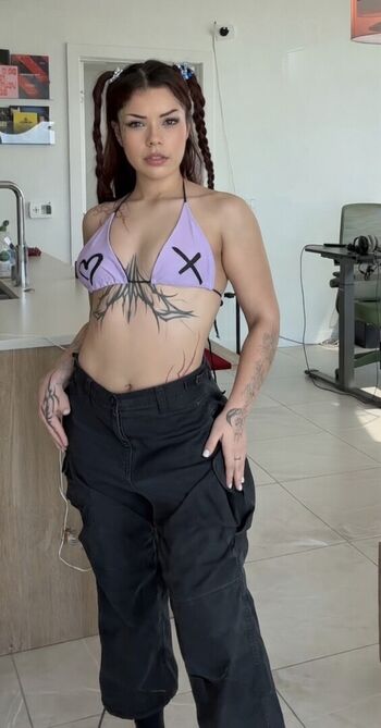 Full leaked Wavy brin page private photo