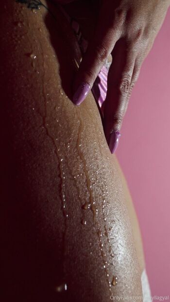 Full leaked Wayllagyal private photo