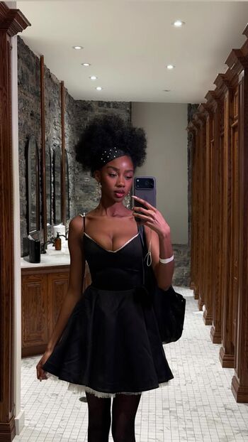 Full leaked Webeecca private photo