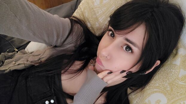 Full leaked Weeniestwee private photo