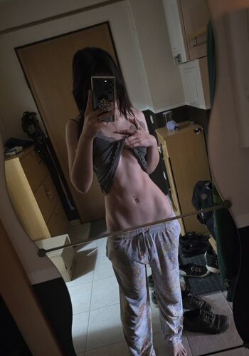 Full leaked Weeniestwee private photo