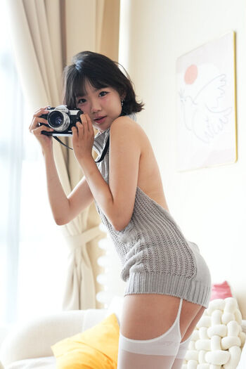 Full leaked Weitinggg page private photo