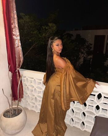 Full leaked Wejdene private photo