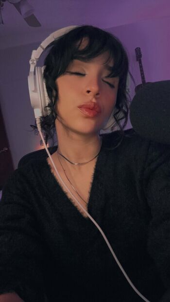 Full leaked Wekasuwi private photo