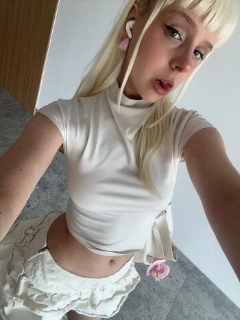 Full leaked Wendy day private photo