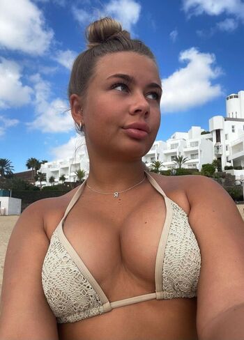 Full leaked Weronikaa private photo