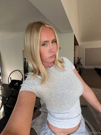 Full leaked Wettmelons  page private photo