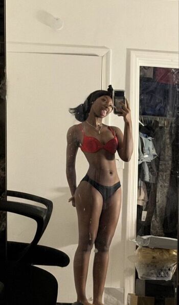 Full leaked Whererulily private photo